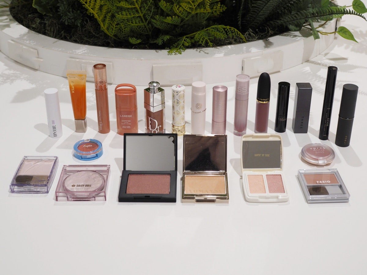 2026年の春コスメはどれを買う？ コスメオタク二人が大注目の春新作リップ&フェイスカラー31選