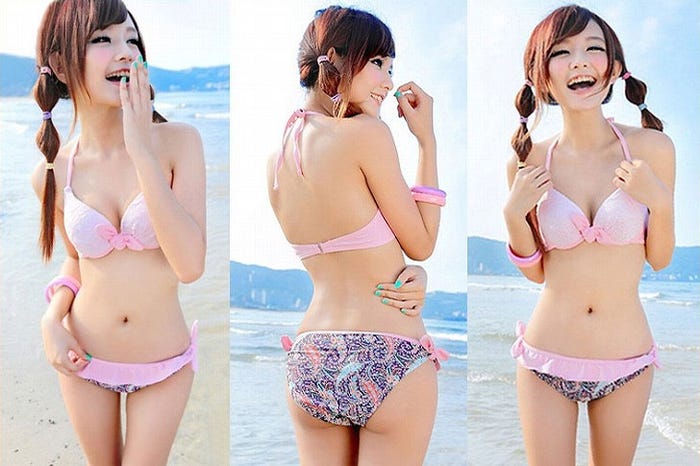 花柄レース×ペイズリー柄ビキニ4点セット「GOTTY」2,484円(税込)