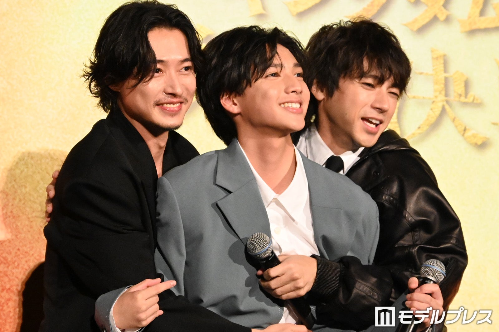 （左から）山崎賢人、榎本司、山田裕貴（C）モデルプレス