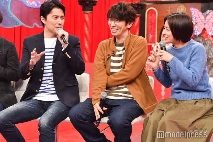 福山雅治、ユースケ・サンタマリア、尾野真千子 (C)モデルプレス