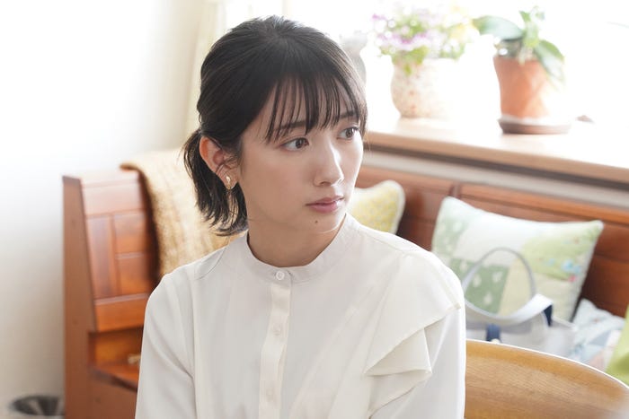 波瑠 「わたしのお嫁くん」第8話より(C)フジテレビ