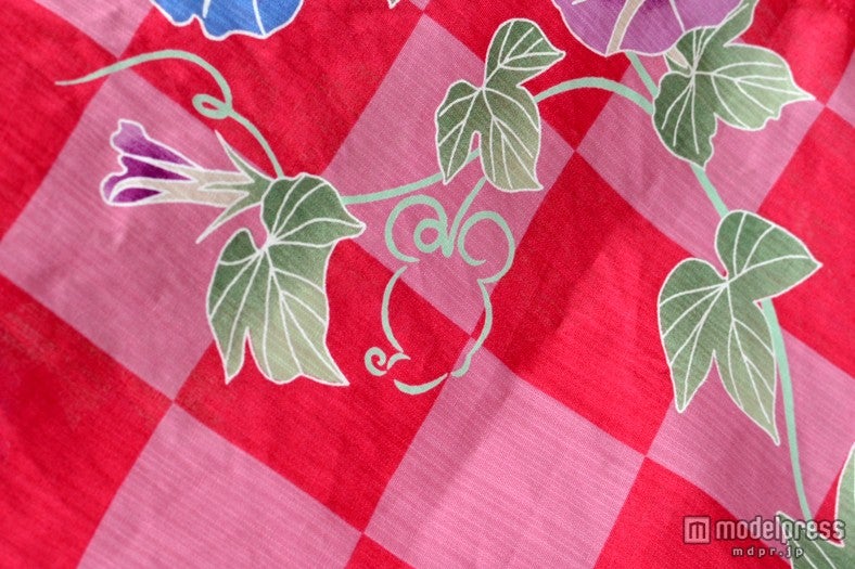 浴衣にミッキーのデザインが（TDL）
