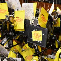 「NO LIMIT! サマーダンスナイト with HYBE JAPAN」グッズ(C)モデルプレス