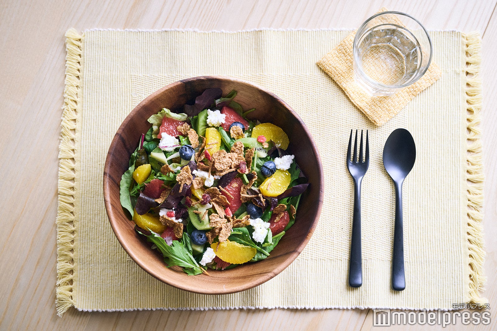 フルーツサラダ（オールブラン フルーツミックス使用）（C）モデルプレス