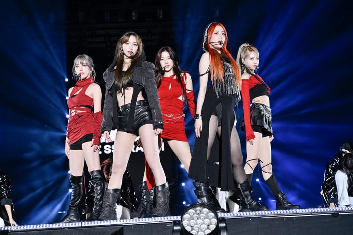 LE SSERAFIM(提供写真)