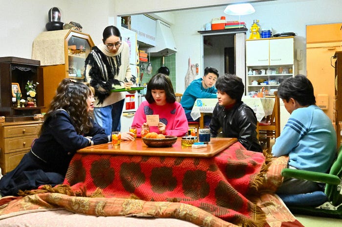 吉田羊、河合優実、坂元愛登、磯村勇斗、阿部サダヲ「不適切にもほどがある!」第3話より(C)TBS