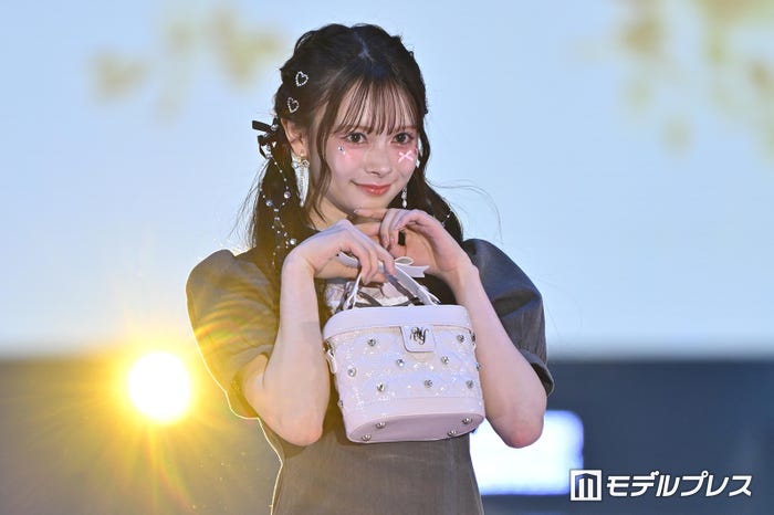 伊藤百花(C)モデルプレス