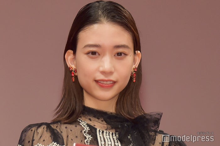 森川葵 髪バッサリベリーショートにイメチェン 顔小さい かっこいい と絶賛の声 モデルプレス