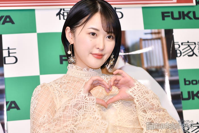 忍野さら(C)モデルプレス