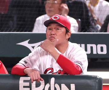 広島・新井監督「何でカットしたのか分からない」モンテロの痛恨プレーに言及 「投手はたまったものじゃない」