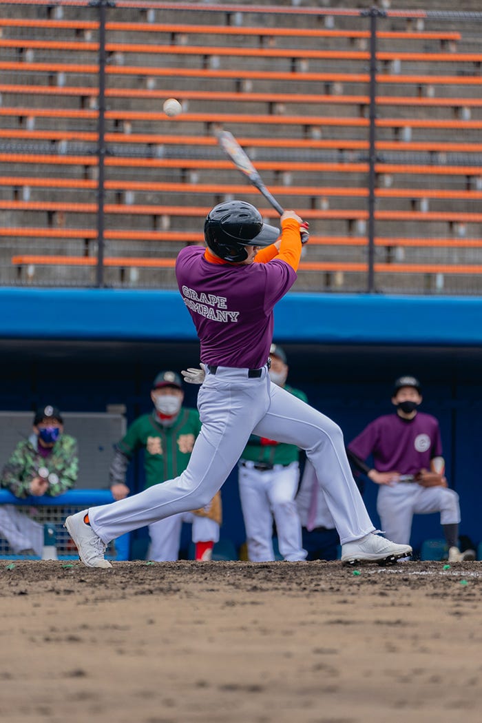 「中目黒リュージーズvsグレープカンパニー草野球対決」の様子(C)CL