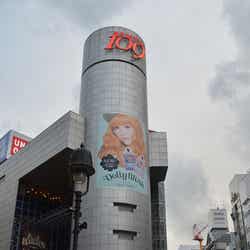 Milky Bunny仕様のSHIBUYA109シリンダー広告