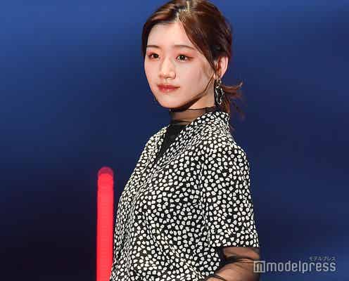 日向坂46佐々木美玲、デニムコーデで大人カジュアルスタイル<TGC2020 S/S>