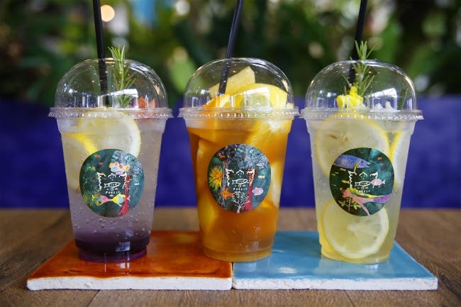 （左から）フラワーラベンダーレモネード、フレッシュフルーツティー、ボタニカル レモネード／画像提供：ポトマック