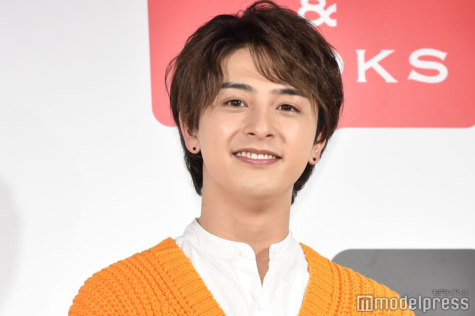 新原泰佑、初カレンダーの仕上がりに満足「実家には3～4冊飾ってある」