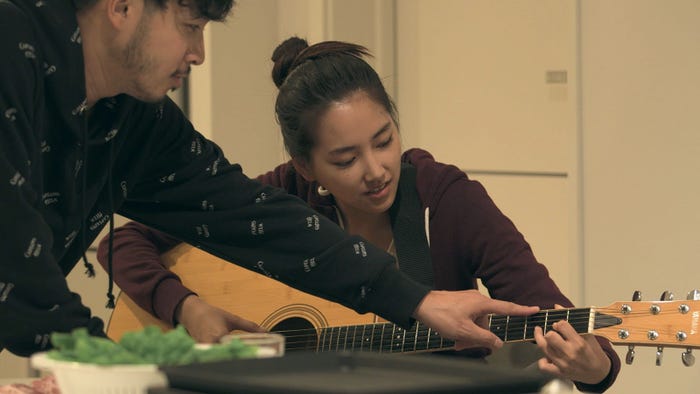 健司、春花「TERRACE HOUSE TOKYO 2019-2020」4th WEEK(C)フジテレビ/イースト・エンタテインメント