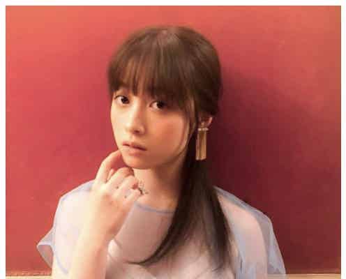 橋本環奈、SEXYな透け衣装姿に「天使降臨」「妖精」の声