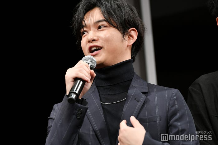 千葉雄大、堂々たるプレゼン(C)モデルプレス