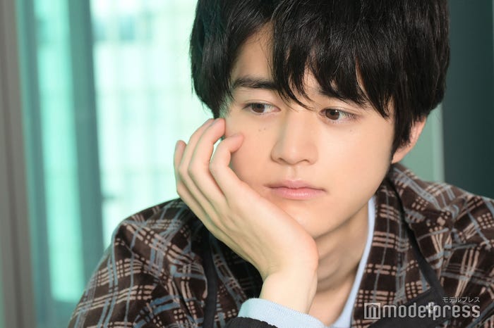 鈴鹿央士(C)モデルプレス