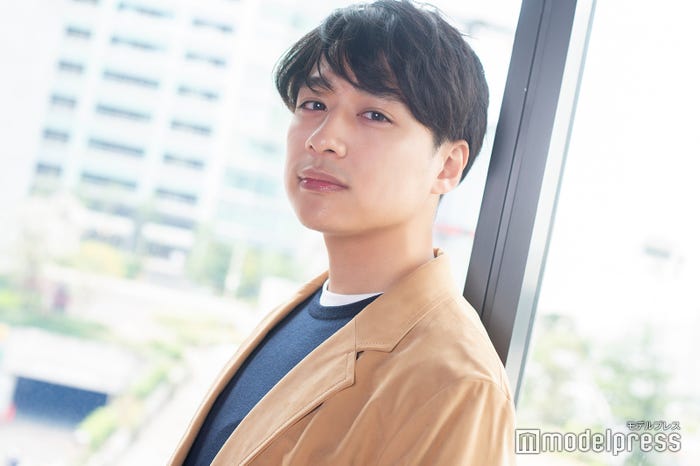 6代目バチェラーの久次米一輝(C)モデルプレス
