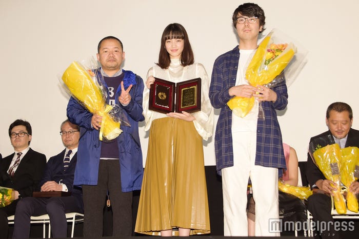 大根仁監督、小松菜奈、川村元気プロデューサー(C)モデルプレス