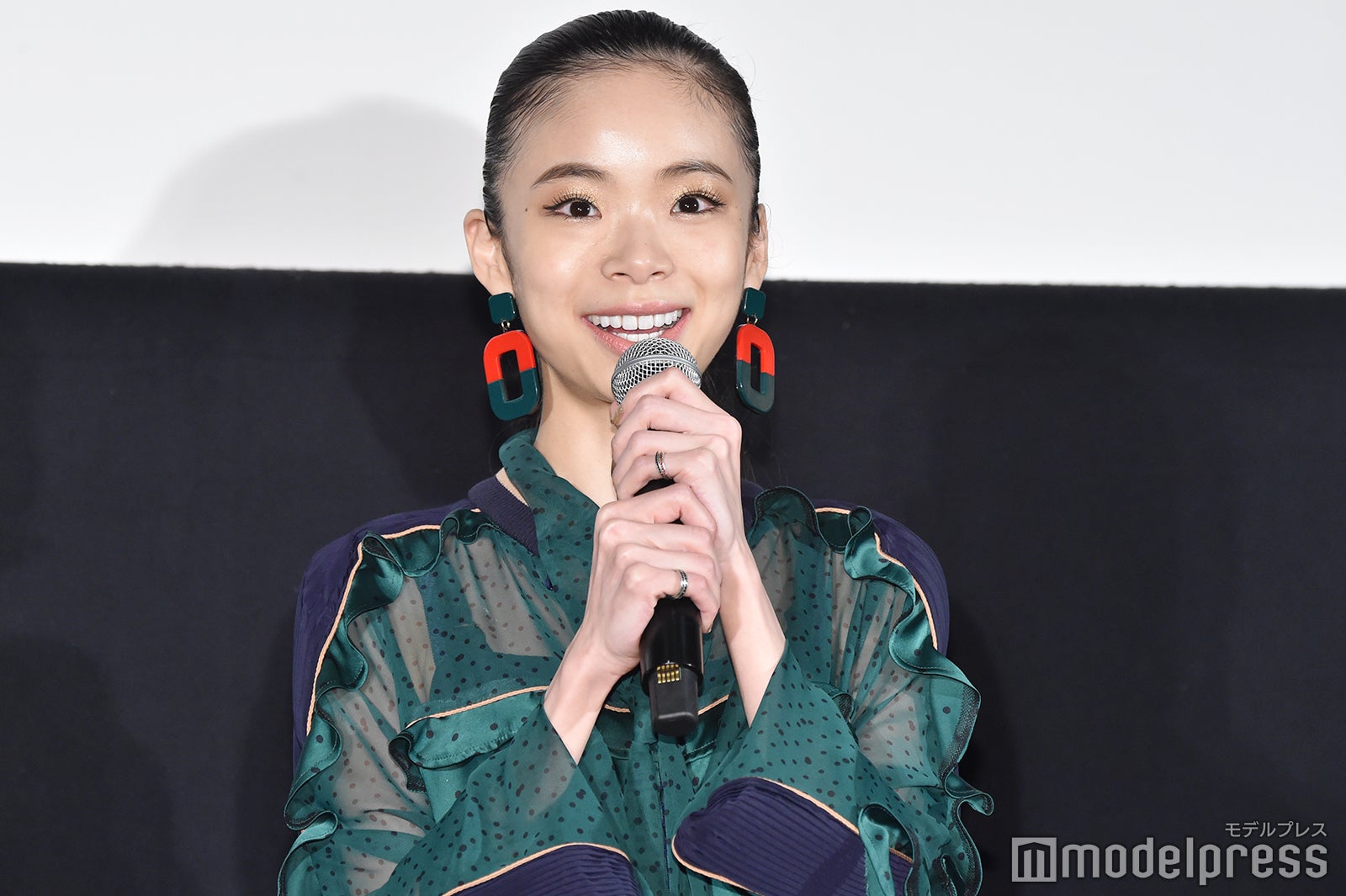 趣里 （C）モデルプレス