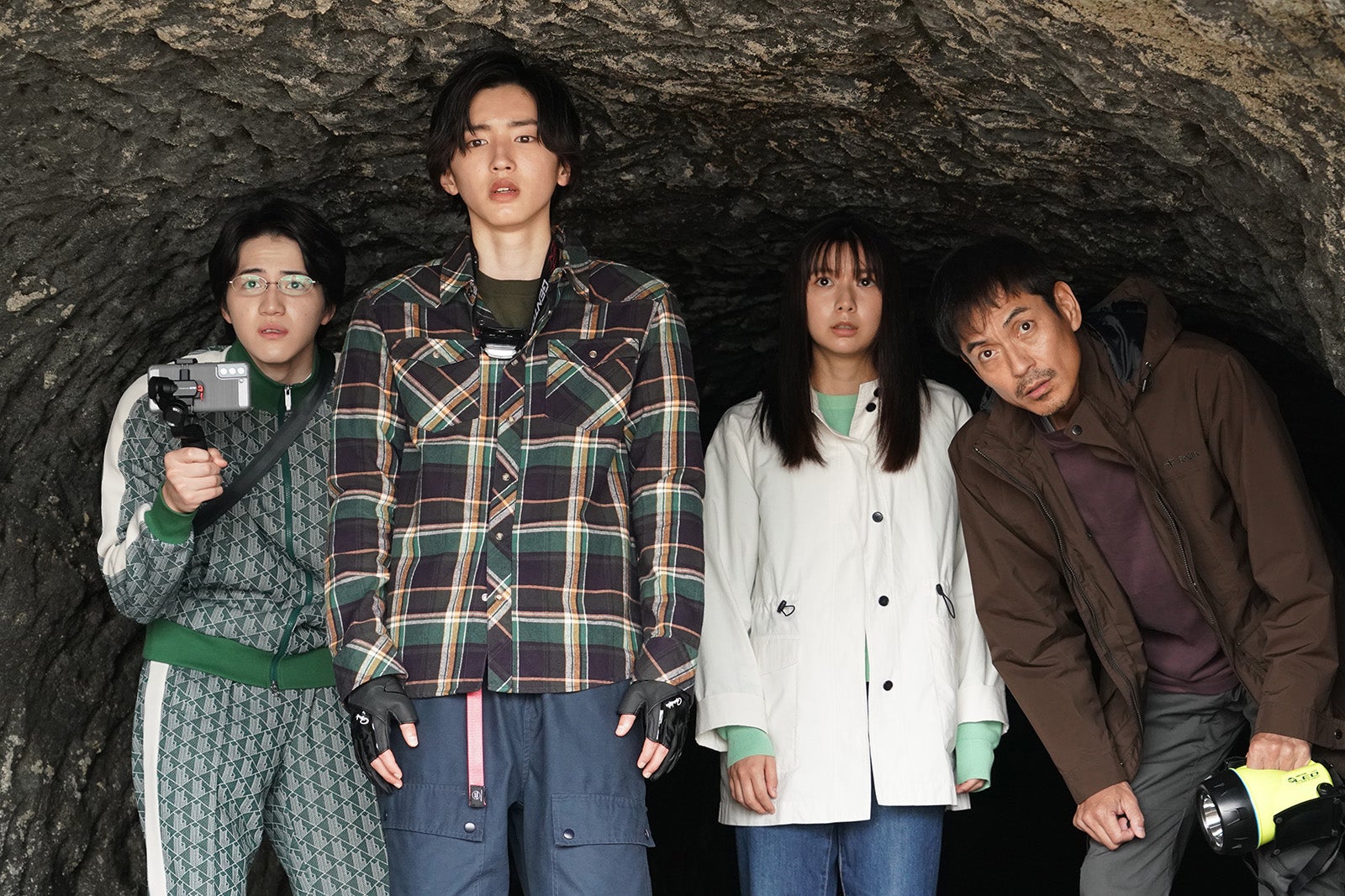 金田一少年の事件簿 第2話＞一（道枝駿佑）・美雪（上白石萌歌