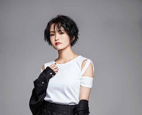 山本彩、クールな新ビジュアル公開 新曲タイトルは「棘」に決定