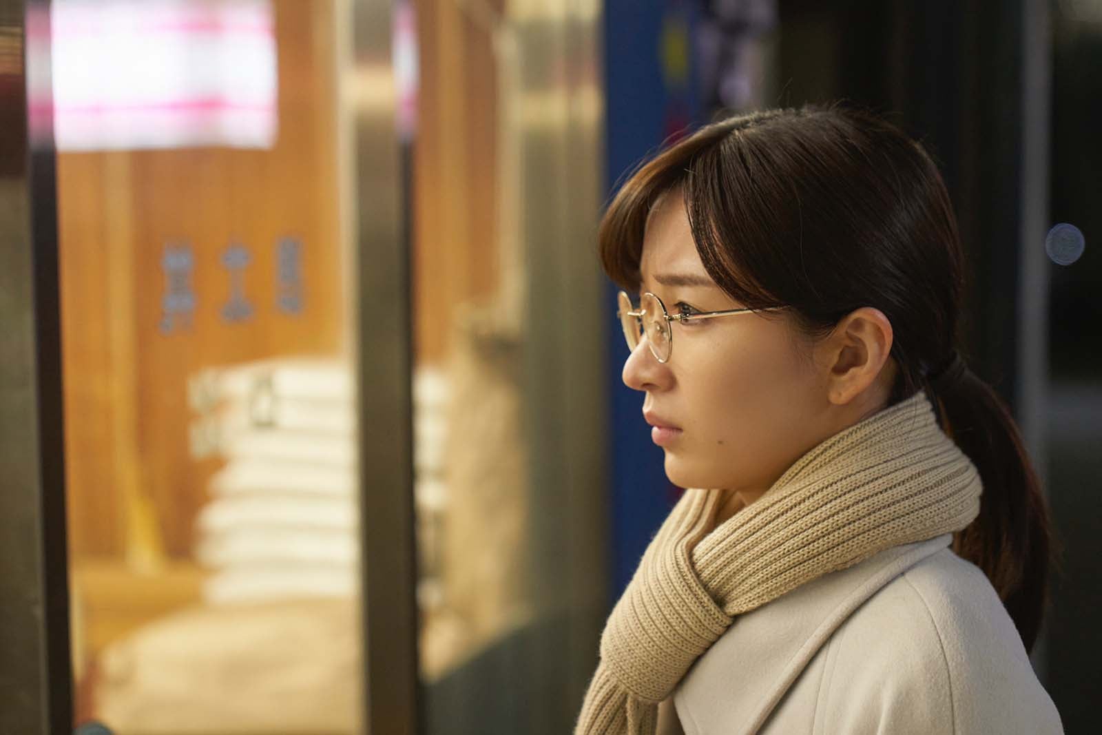 ＜アイのない恋人たち 第8話＞絵里加、真和に会いに行くも思わぬ相手と遭遇