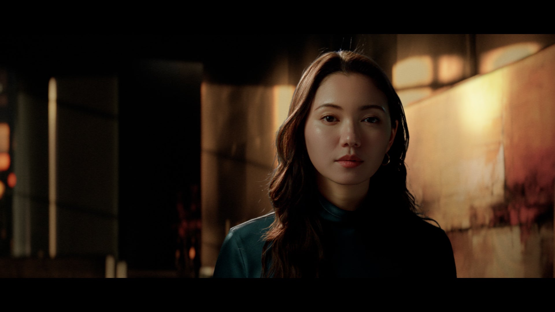 二階堂ふみ／新CM「うまさが輝く、苦味がある。」篇より（提供写真）