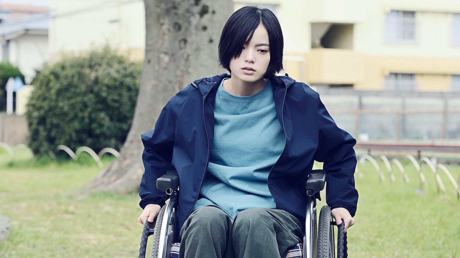 平手友梨奈（C）2021「ザ・ファブル　殺さない殺し屋」製作委員会