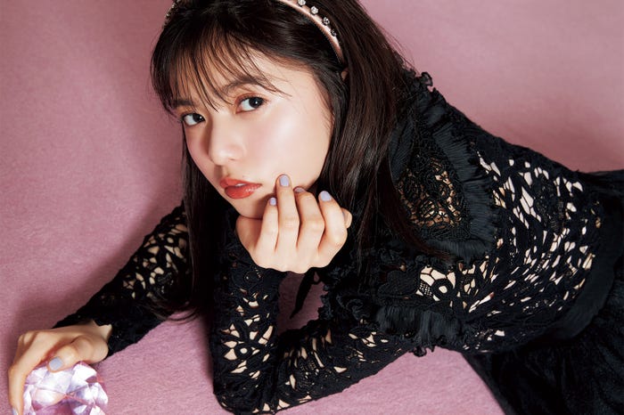 齋藤飛鳥/「bis」5月号より(C)光文社