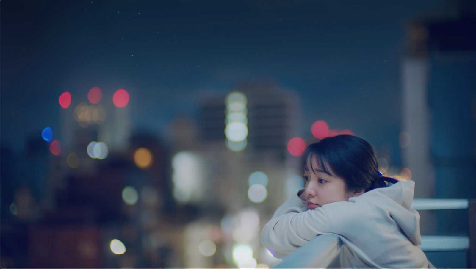 上白石萌音／「ハッピーエンド」MVより（提供写真）