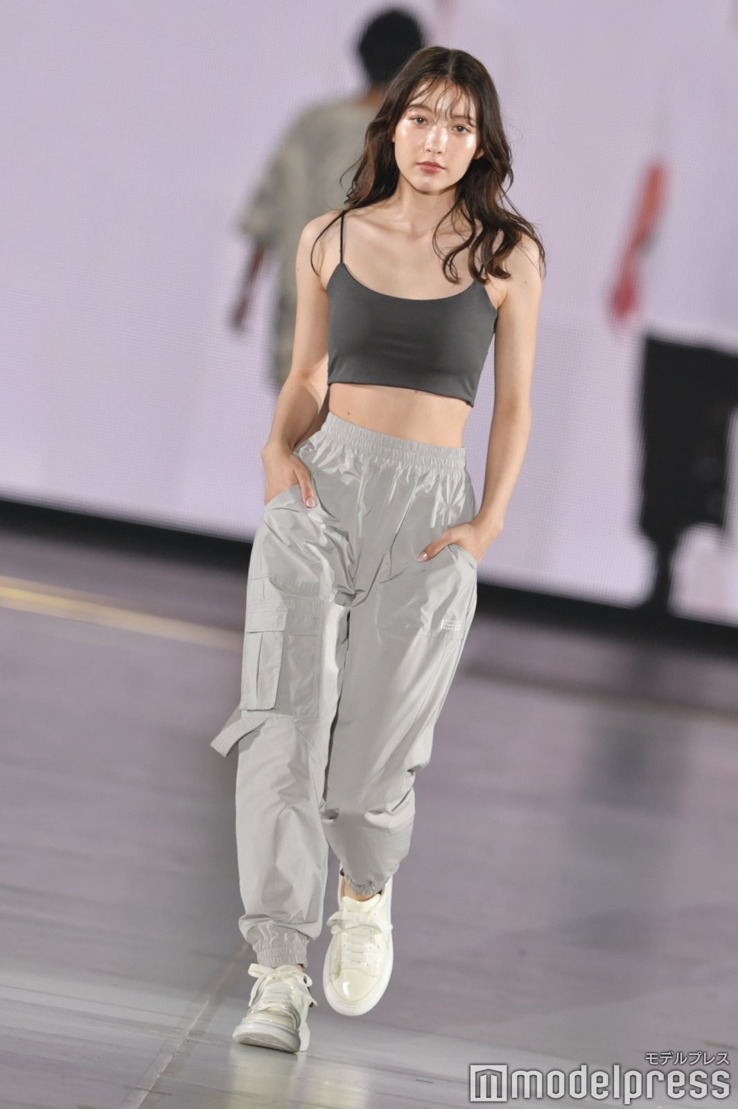 雑賀サクラ（C）モデルプレス