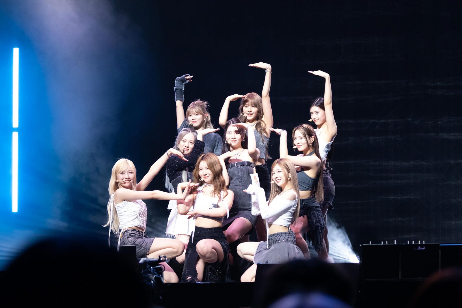 NiziU／Photo by 佐藤薫