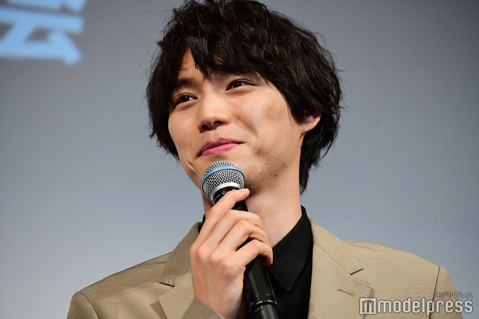 （C）モデルプレス