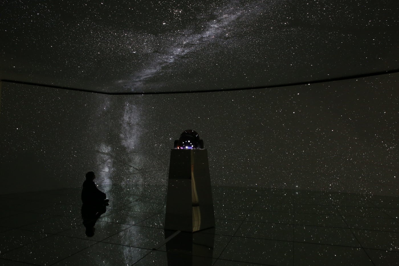 <「MEGASTAR」による「星空シアター」展示イメージ> ※画像は展示イメージ 写真提供:大平技研