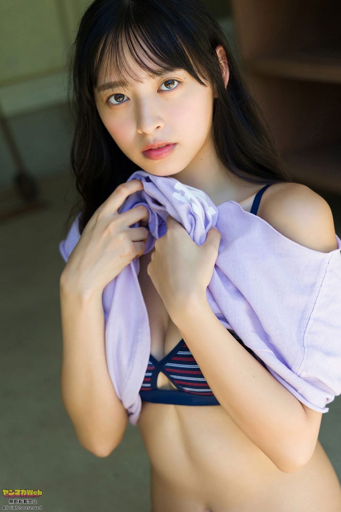 大槻りこ(C)Takeo Dec./ヤンマガWeb