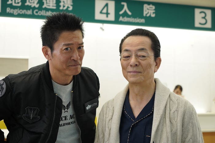 寺脇康文、水谷豊「相棒 season23」第12話(C)テレビ朝日