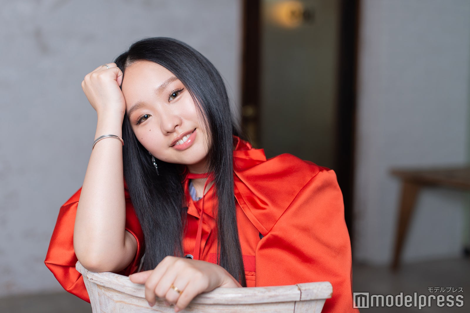 荒井麻珠（C）モデルプレス