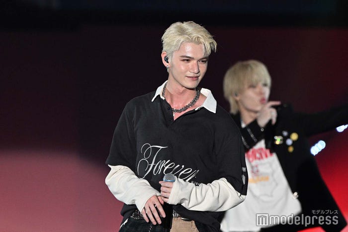 WOLF HOWL HARMONY(C)モデルプレス