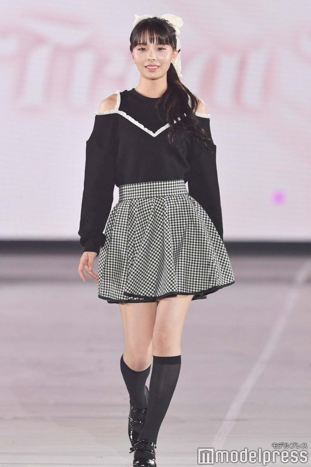 画像48/49) 鶴嶋乃愛＆川口ゆりな、ディズニー満喫 密着ショット