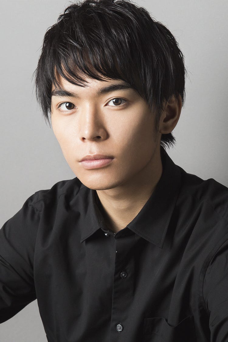 岡田 隆之 介