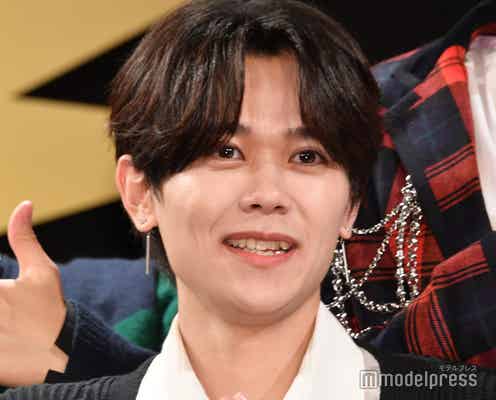 INI藤牧京介、“芸能界入りのきっかけ”アーティストと共演 母も歓喜で「待ち受けにしてる」