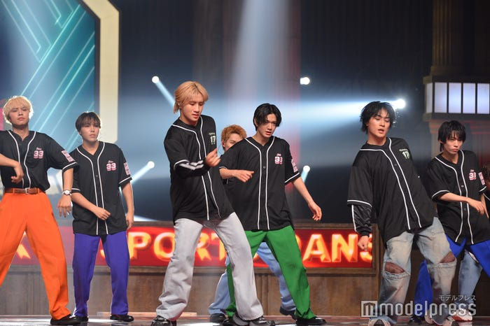 BUDDiiS&BALLISTIK BOYZコラボステージ(C)モデルプレス