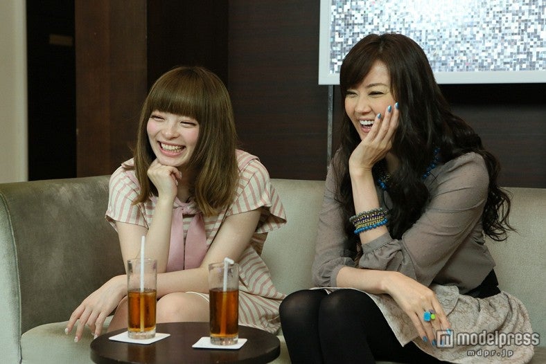 左から：きゃりーぱみゅぱみゅ、観月ありさ／画像提供：関西テレビ