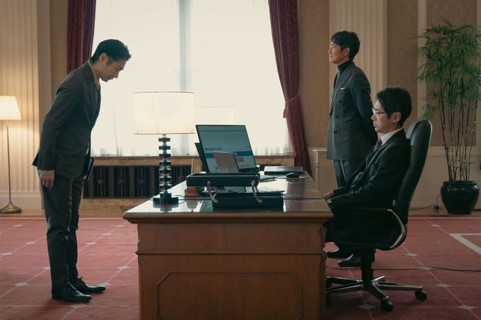 (左から)戸次重幸、反町隆史、小泉孝太郎「スタンドUPスタート」第7話より(C)フジテレビ