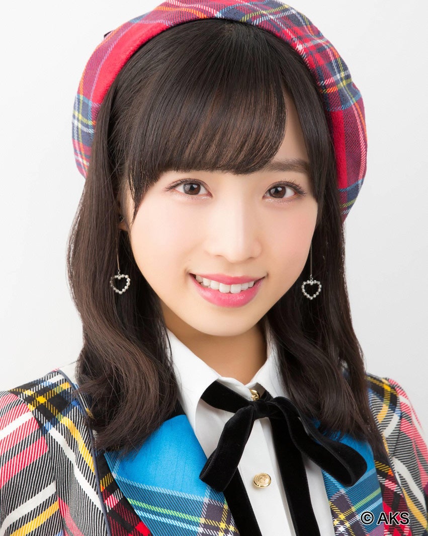 小栗有以（C）AKS