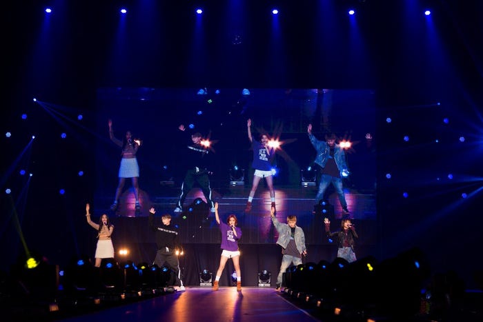 lol(画像提供:avex)