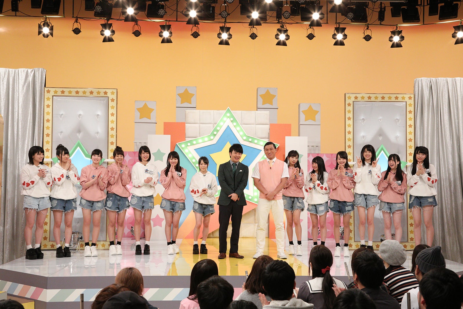 収録の様子（C）HJホールディングス